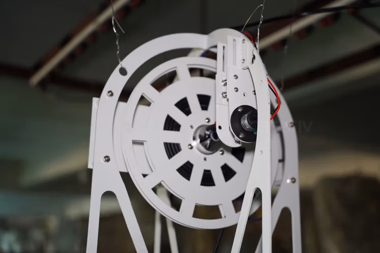 Close-up size detail of Lumina Bloom kinetic flower (D600 mm diameter) 2