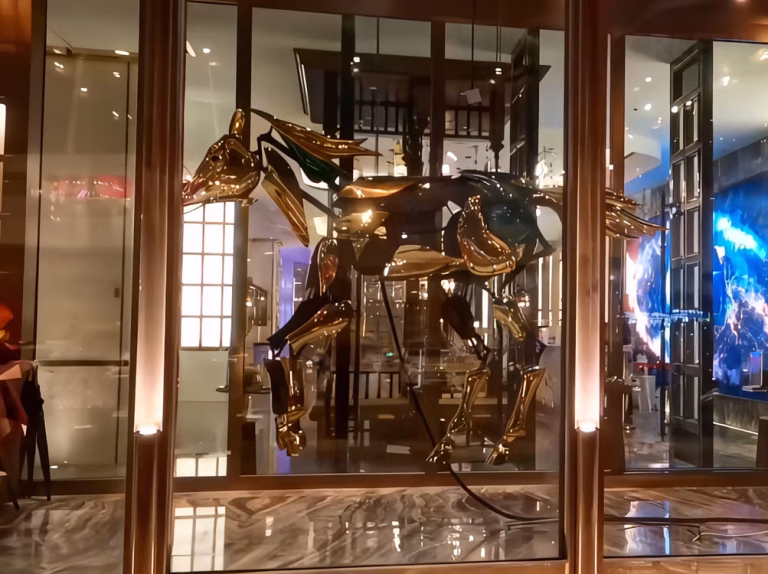 Dihao Private Club Shenyang entrance at night