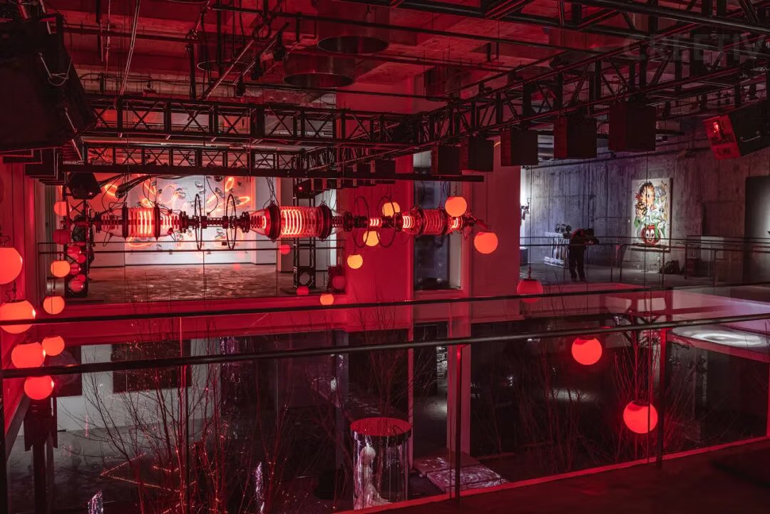 Energy Memory ceiling view with hundreds of moving light elements Phantasmagoria