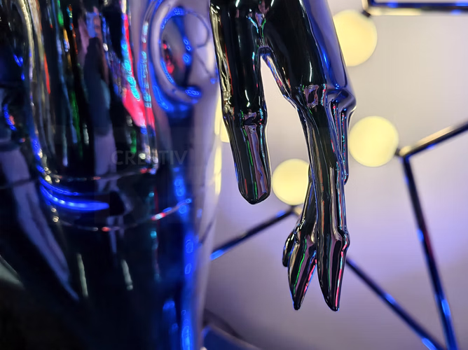 Future Goddess Hand Details