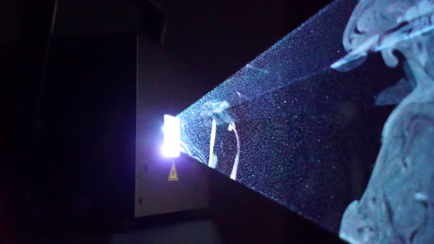 Mini RGB Laser penetrating smoke with wide beam angle