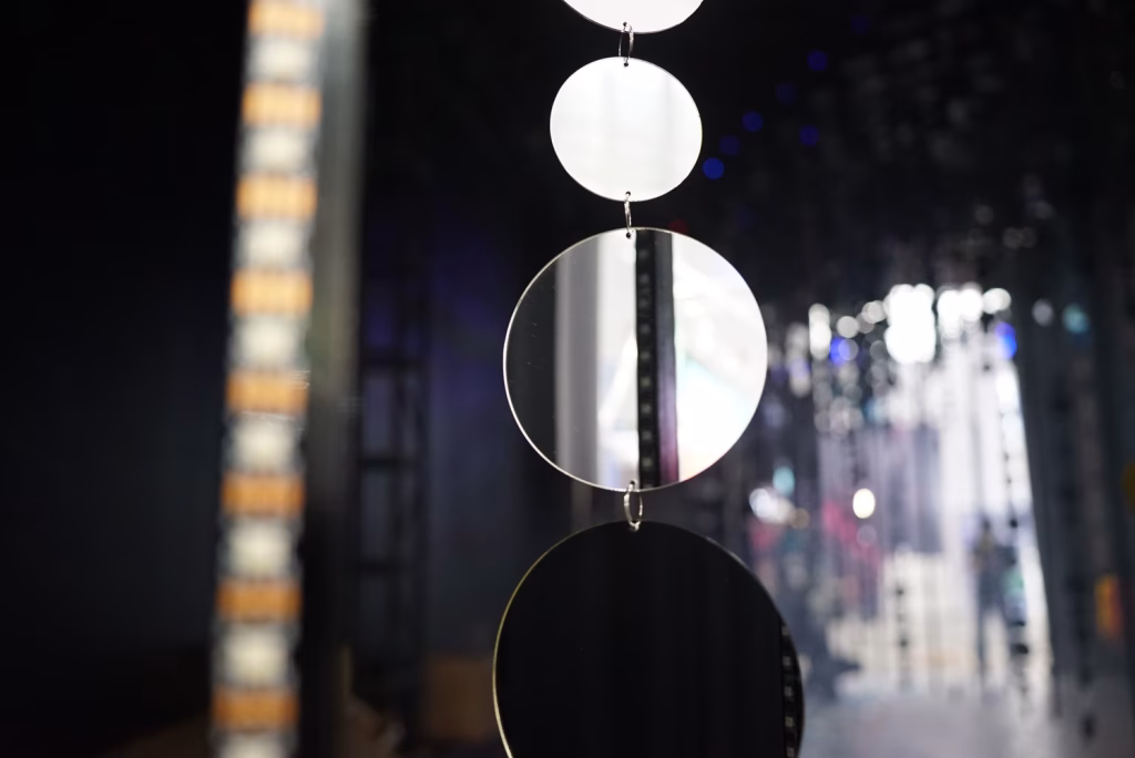 S Mirror Art Project at GuangZhou Getshow 2026 4 Double sides mirror